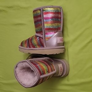 UGG Toddler Boots Classic Short Mural II Sequin Pink Size 9 Toddler